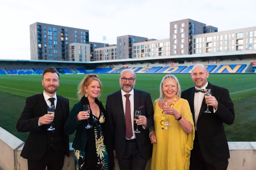 Wimbledon School of English London wins MBBA Awards